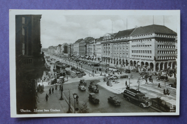 Ansichtskarte AK Berlin 1930-1945 Unter den Linden Geschäfte Autos Bus Ortsansicht Architektur